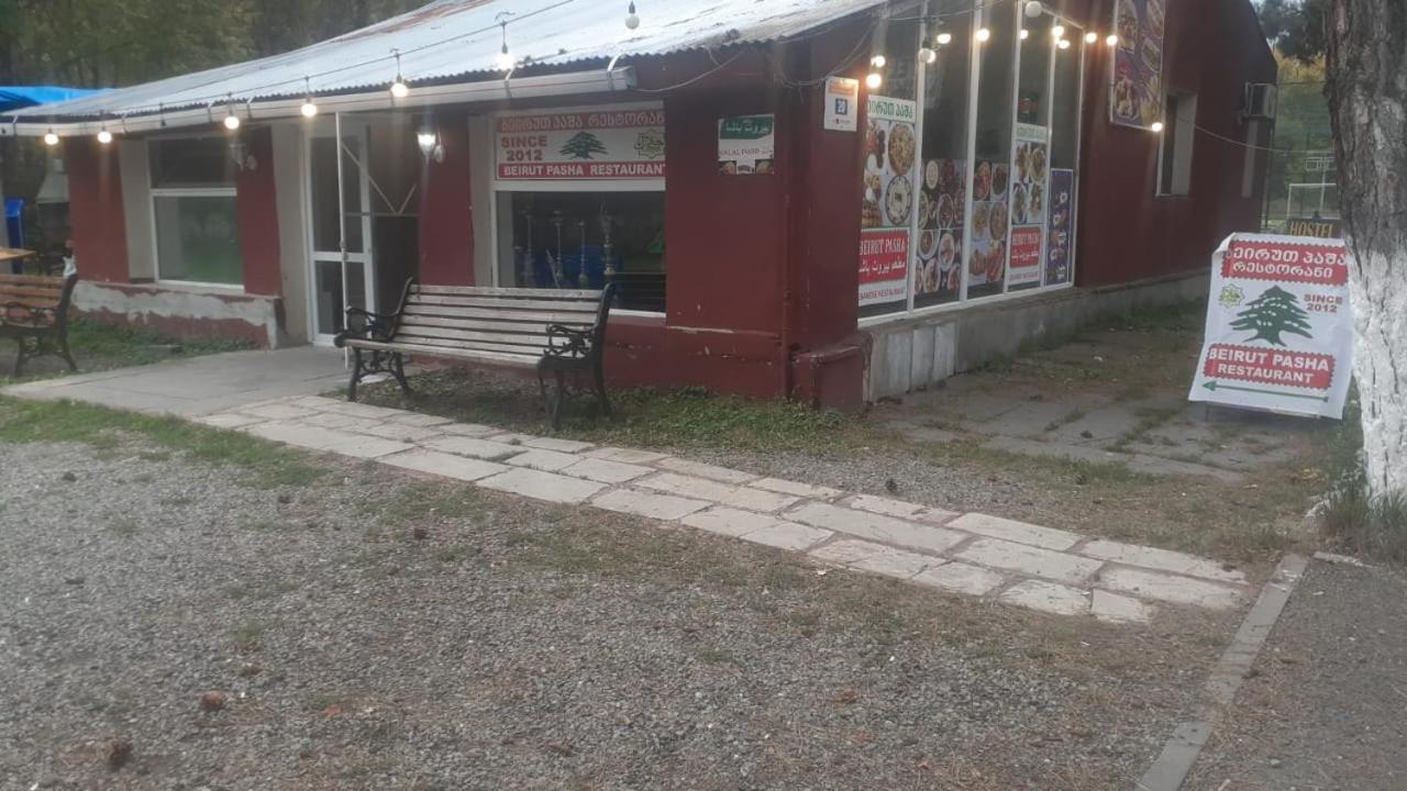 Riverside Hostel Borjomi Exterior photo